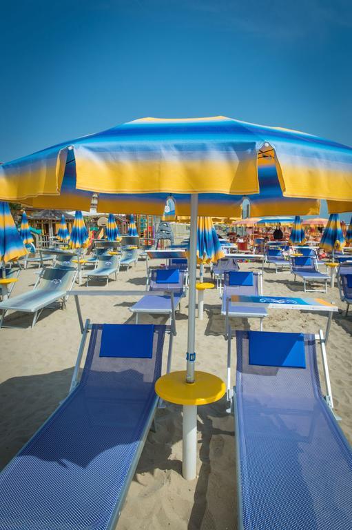 Hotel Levante Sul Mare Lido Di Savio Exterior foto
