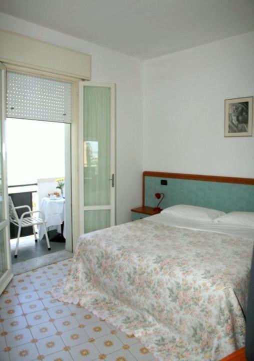 Hotel Levante Sul Mare Lido Di Savio Exterior foto